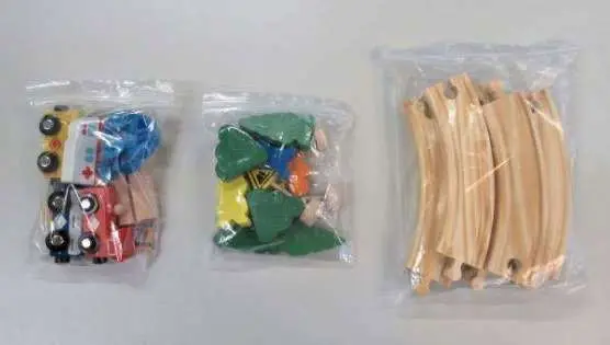 Photo from the official notice: Wood Mom Wooden Train Track Series 26pcs — choking risk