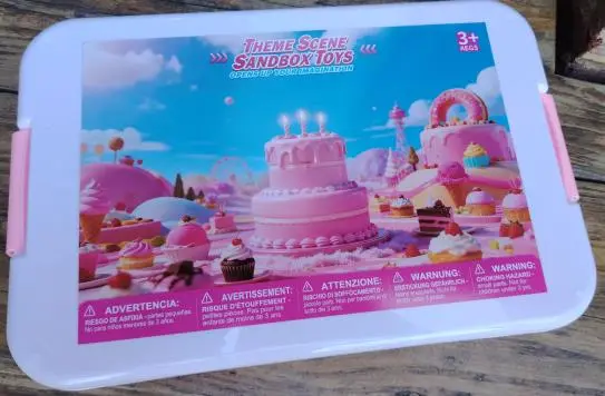 Photo from the official notice: YongnKids Theme Scene Sandbox Toy Kit sold via Amazon — health risk