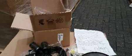 Photo from the official notice: 6 Lamp Chandelier — electric shock risk