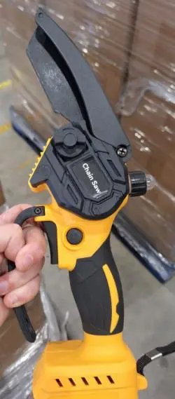 Photo from the official notice: 8-inch Cordless Chainsaw — injuries risk