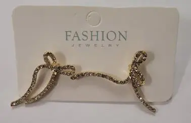 Photo from the official notice: Allereya Necklace and Earrings sold via Amazon — chemical risk