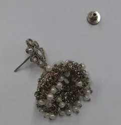 Photo from the official notice: Bees Jewellery Hand Chain, Bangle and Earrings — chemical risk