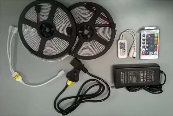 Photo from the official notice: Colour Changing LED Strip Light Kit sold via Wish — electric shock risk