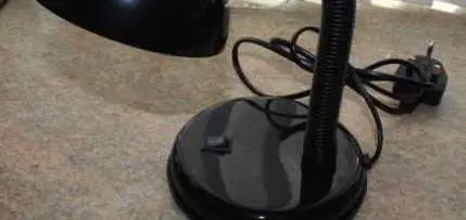 Photo from the official notice: Desk Lamp — electric shock risk (2111-0094)