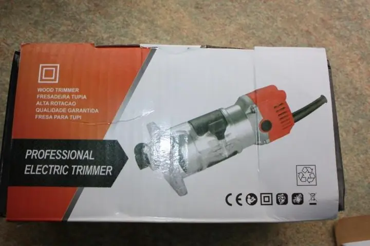 Photo from the official notice: Electric Wood Trimmer — electric shock risk
