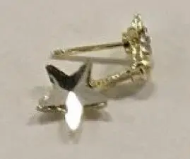 Photo from the official notice: Metal Earrings and Necklaces — chemical risk