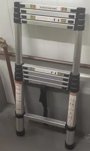 Photo from the official notice: Rikade Telescopic Ladders sold via Amazon — falls risk