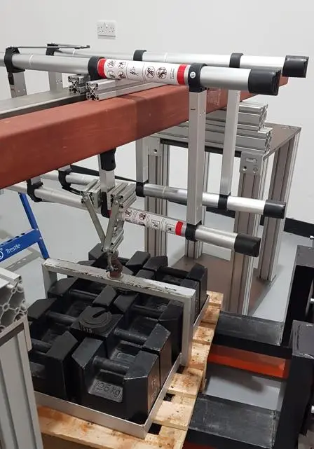 Photo from the official notice: Telescopic Step Ladder, 1.4M + 1.7M (2401-0159 and 2401-0148) — falls risk