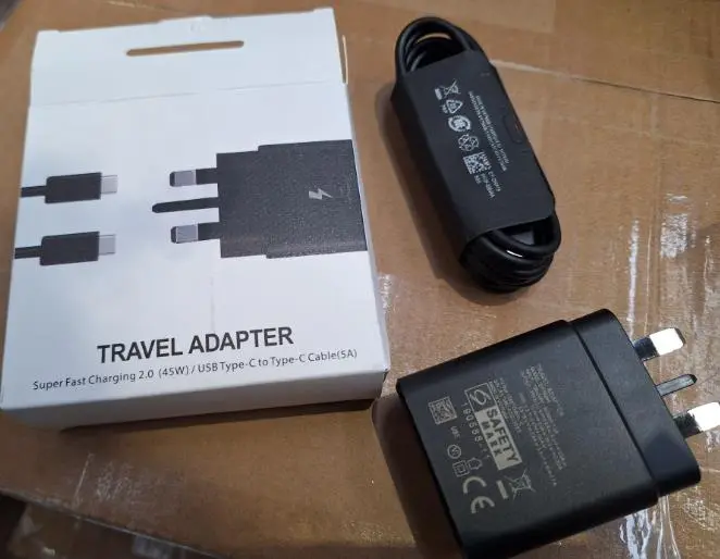 Photo from the official notice: Travel Adapter, EP-TA845 — electric shock risk