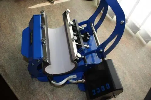 Photo from the official notice: Vevor Heat Press Machine PD220 — electric shock risk
