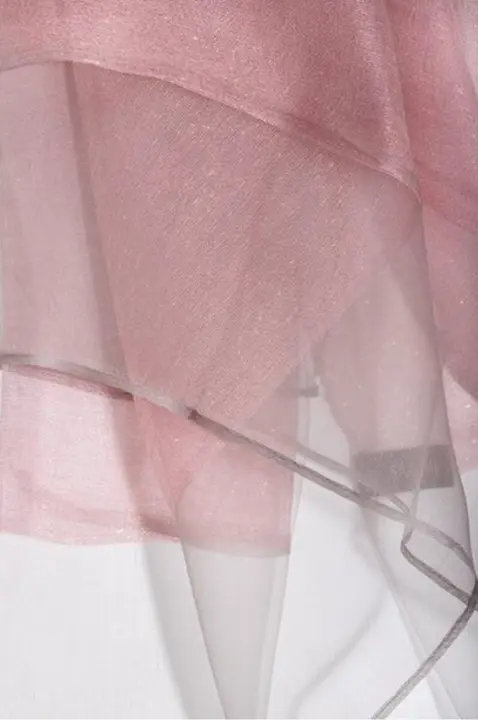 Recalled "Sparkle Sheer Social Wrap" scarf – close up