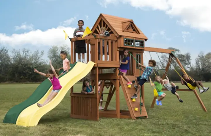 Recalled Captain's Fort Playset
