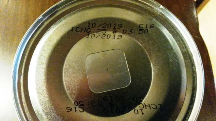 Photo from the official notice: illy Recalls 8.8-Ounce Whole Bean Coffee Cans Due to Injury Hazard