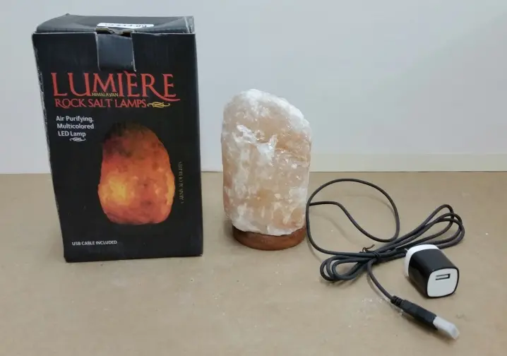 Carnival of Lights Lumiere Rock Salt Lamp