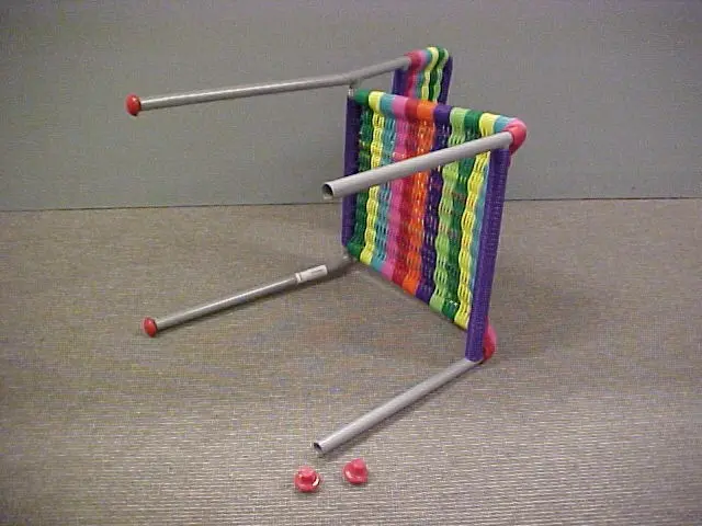 Fargglad children's chair with plastic feet removed