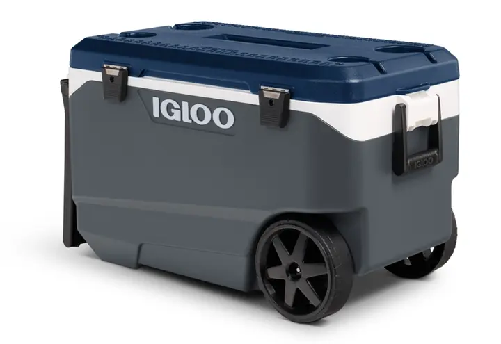 Recalled Igloo 90QT Flip & Tow Rolling Cooler in Carbonite Body, Aegean Sea Lid