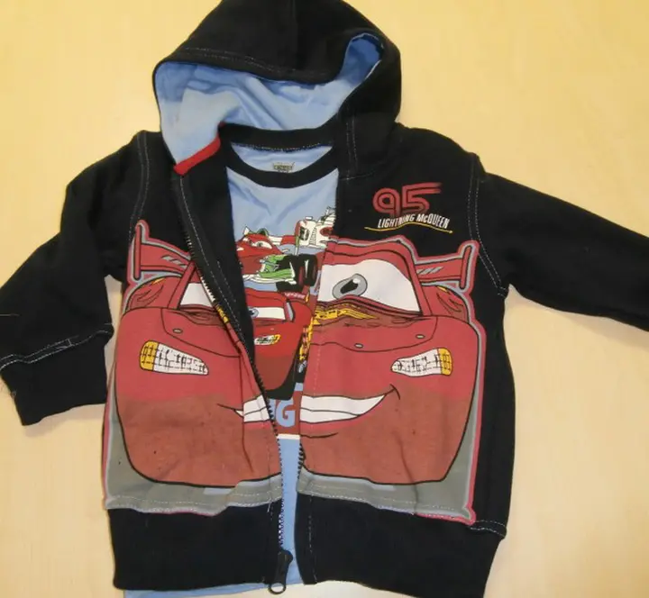 Picture of recalled fleece hoodie and T-shirt