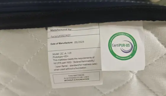 Labeling on the side seam of Mattress