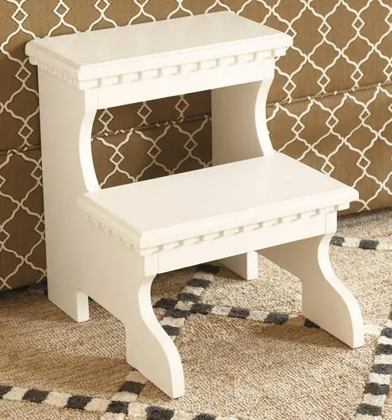 Photo from the official notice: Ballard Designs Recalls Step Stools Due to Fall Hazard