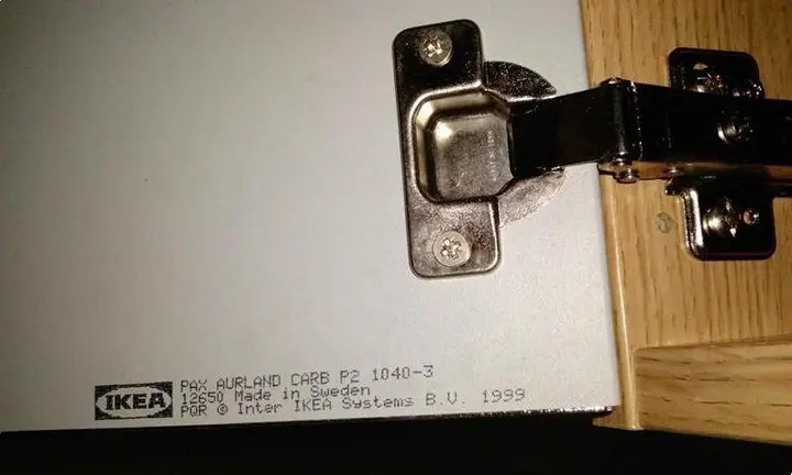 Photo from the official notice: IKEA Recalls Wardrobe Mirror Doors Due to Laceration Hazard