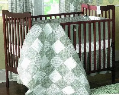 Nan Far Woodworking Drop-Side Crib