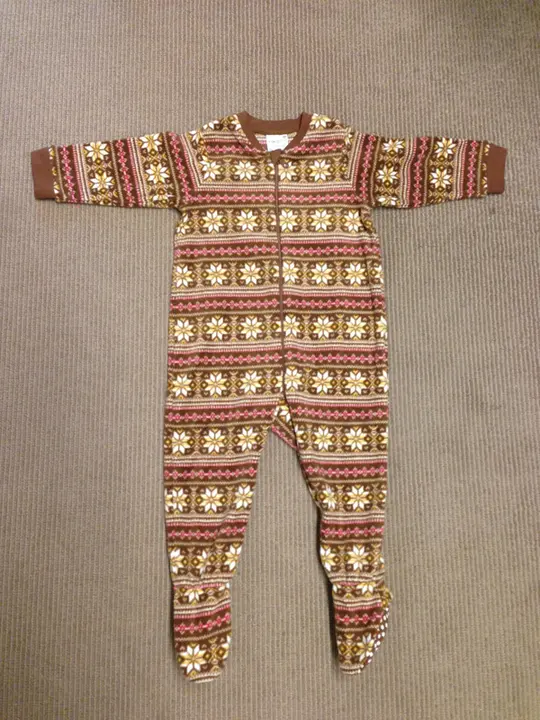 Recalled UNIQLO one-piece pajama