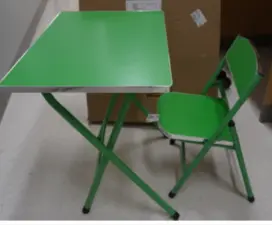 Recalled Times Tienda Children's Desk and Chair in green