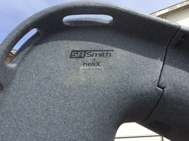 Helix Pool Slide Label