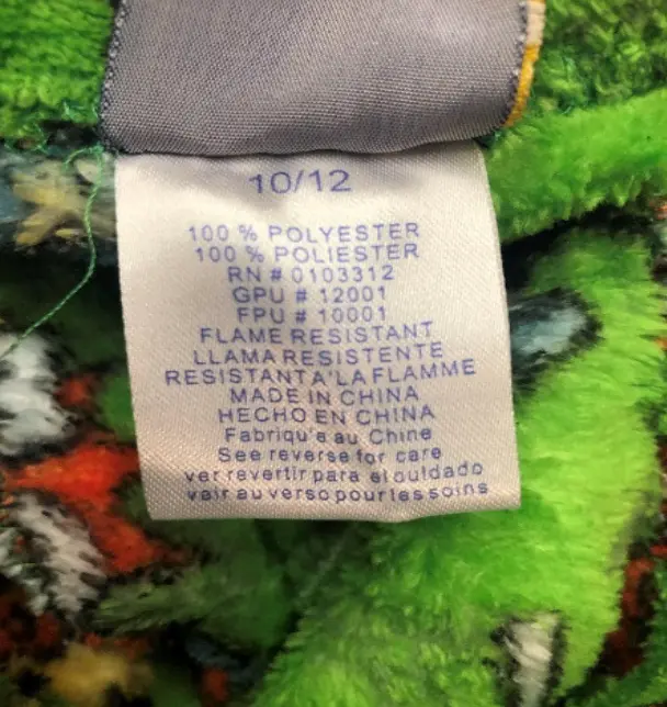 Waistband’s bottom sewn-in label
