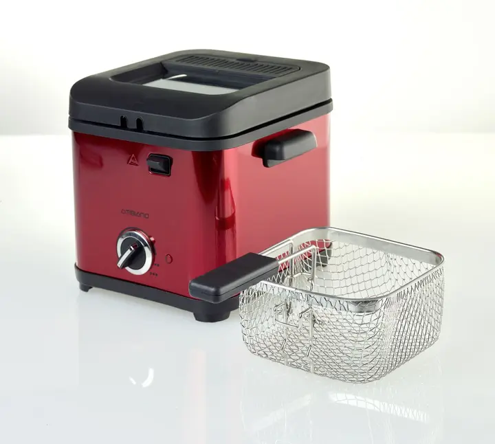 Photo from the official notice: ALDI Recalls Deep Fryers Due to Fire and Burn Hazards