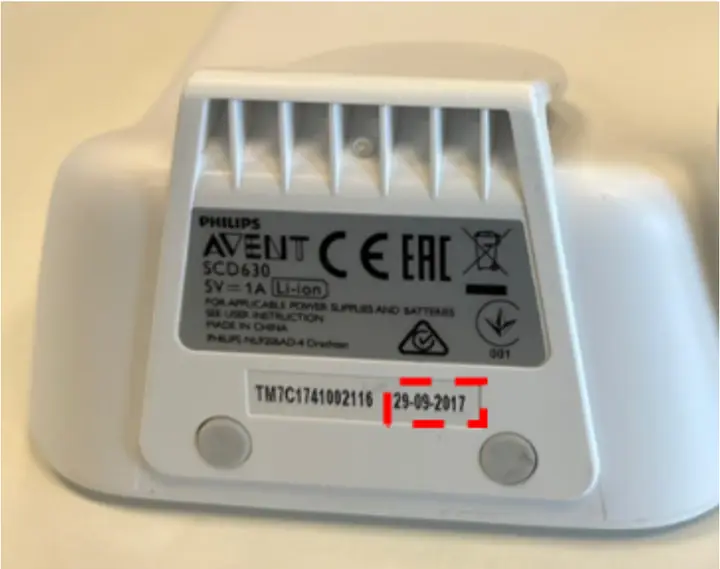 The model numbers, SCD630 or SCD843, and production date codes in day-month-year format, such as 29-09-2017, are located on the bottom of the Parent Unit