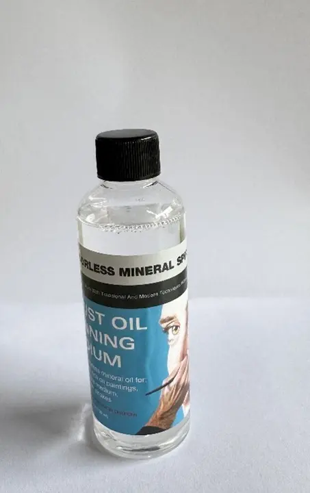 Recalled Liizousuda Paint Thinner Bottle