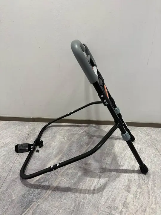 Recalled Noerishia Bed Rail (side view)