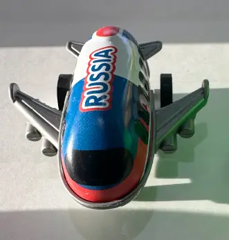 Toy airplane found inside Surprise Egg