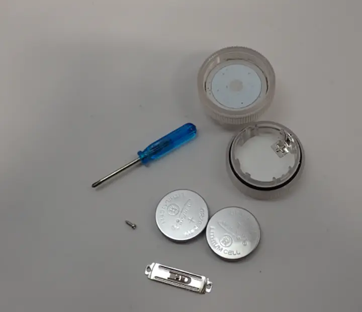 LED Lights with lithium coin batteries