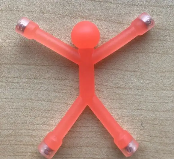 Each stick figure in the recalled Vndueey toy set has four small magnets, one in each hand and foot