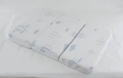 Recalled Voomf Tri-Fold Play Yard Mattress – balloons print