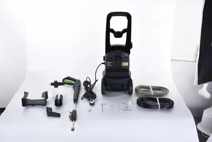 Recalled Workbless Electric Pressure Washer Model WB0302 with attachments - back view
