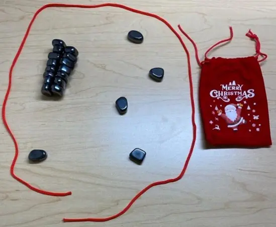 Recalled Christmas-themed Magnetic Chess Game - Contents