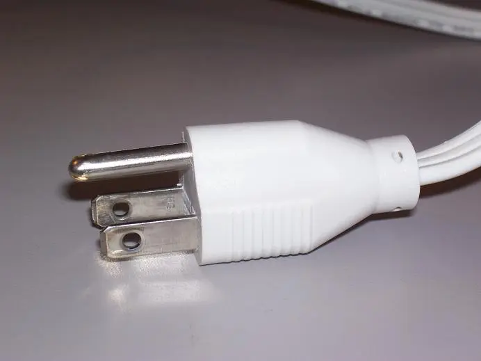 Electrical cord plug