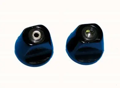 Devices with a hollow skewer, as shown in the left, are included in this recall. Devices with a solid skewer, as shown in the right, are not included in this recall.