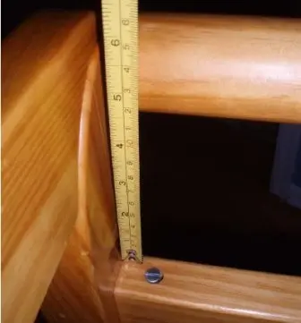 Incorrect Assembly (~5-inch space)